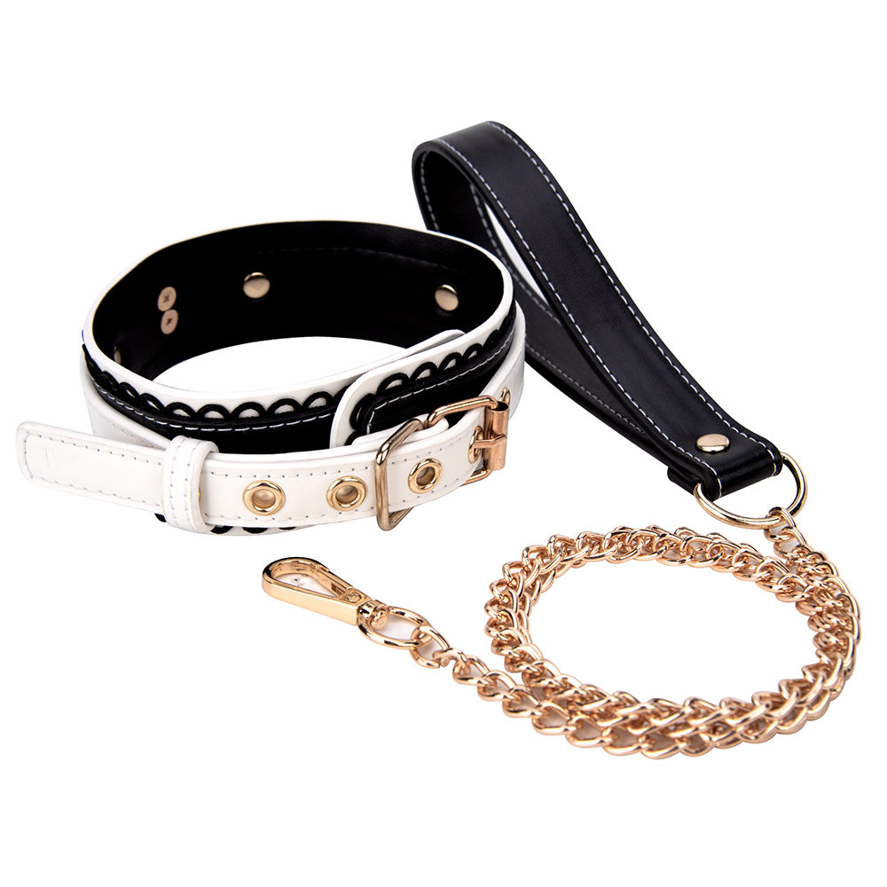 3pcs Set Bed Bondage Set Terughoudendheid Volwassen Spel Riem Sex Handboeien Tepelklem Zweep Kraag Kit Seksspeeltje voor Paar Sex Accessoires