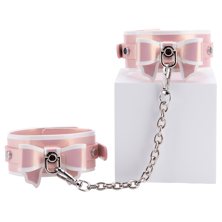 6 pezzi elegante kit bondage SM giocattoli adulti del sesso set con manette collare benda polsini bocca bavaglio frusta per coppie gioco BDSM