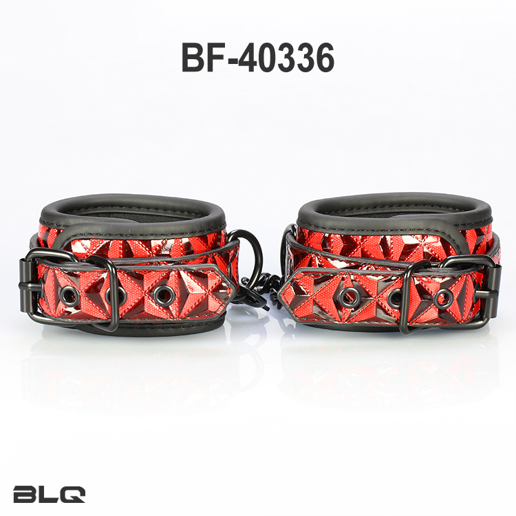 Weiche, verstellbare Handschellen, SM-Bondage-Fesseln-Set 