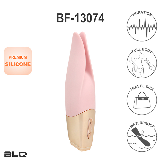 クリトリスの刺激装置を舐めるミニ舌