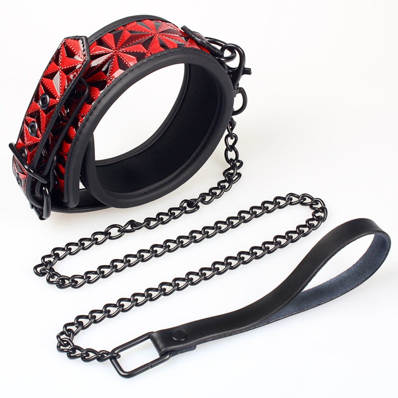 アダルト ダイヤモンド パターン BDSM ボンデージ セット: 手錠、乳首クランプ、猿ぐつわ、鞭、カップル用ロープ