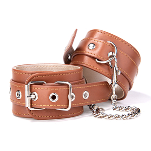 Manette PU Pelle Sesso Manette per adulti Giocattoli erotici Bdsm Dispositivi di ritenuta Grillo Sm Bondage Manette Polsini alla caviglia per coppia