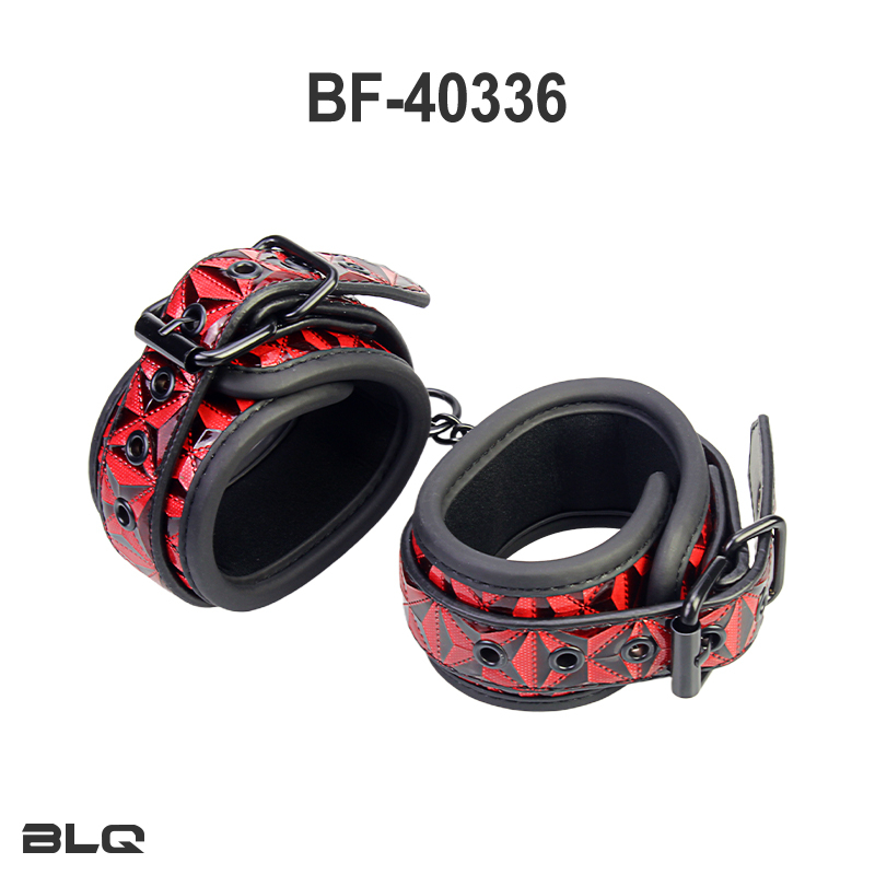 Weiche, verstellbare Handschellen, SM-Bondage-Fesseln-Set 
